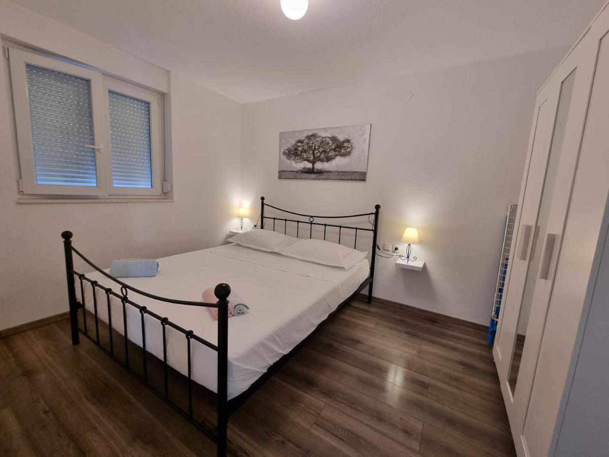 Apartmani Mistral Rogoznica  Exterior photo